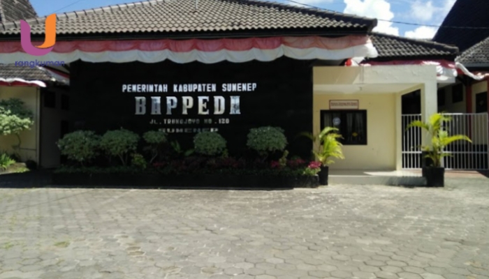 POTRET. Kantor BAPPEDA Sumenep, Jl. Trunojoyo No.120, Karangrawa, Bangselok, Kec. Kota Sumenep, Kabupaten Sumenep. (Dok. Ury/Rangkuman.net)