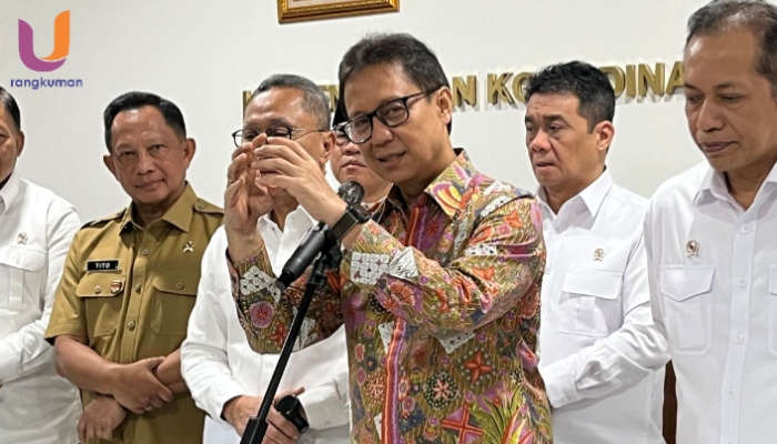 POTRET. Menkes Budi Gunadi Sadikin usai rapat Kopdes Merah Putih di Kantor Kemenko Pangan, Jakarta Pusat, Beberapa waktu lalu. (Dok. Istimewa/Rangkuman.net)