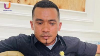 POTRET. Anggota DPRD Kabupaten Sumenep, Wahyudi, Saat diwawancarai oleh media (Dok. Istimewa/Rangkuman.net)