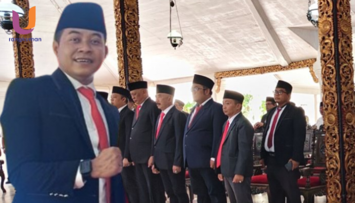 POTRET. Kepala Desa Tamidung, Kecamatan Batang-Batang, Basith, saat menghadiri pengukuhan PKDI Sumenep, di Pendopo Agung setempat (Dok.Istimewa/Rangkuman.net)