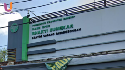 POTRET. Kantor Bank BPRS Cabang Pasongsongan, di Jl. Abubakar Siddiq, Lebak, Pasongsongan, Kec. Pasongsongan, Kabupaten Sumenep, (Dok. Istimewa/Rangkuman.net) 