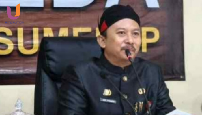 POTRET. Kepala Bappeda Sumenep, Arif Firmanto, saat membuka sosialisasi Standarisasi Satuan Pendidikan Ramah Anak (SRA) 2025. (Dok. Istimewa/Rangkuman.net) 