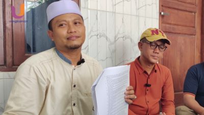 POTRET. Kuasa Hukum Bang Alief, Saat Konferensi Pers Di Kantor LBH Achmad Madani Putra &Rekan, (Dok. Rangkuman.net) 